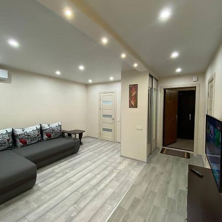 Замечательная Евродвушка Район Теремков 209 Kiew Exterior foto